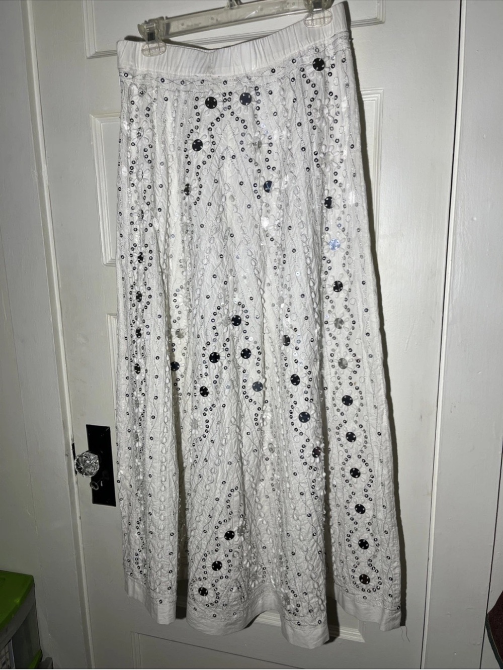 Women’s Skirts Size Medium Neiman Marcus Maxi Beaded Sequin NWT - Picture 4 of 5